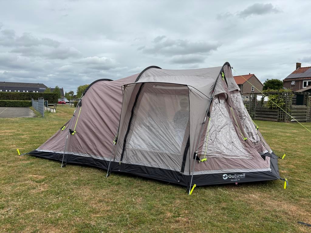 Outwell Nevada M tent - Goede staat, moet geïmpregneerd, Caravans en Kamperen, Tenten, tot en met 5, Gebruikt, Ophalen