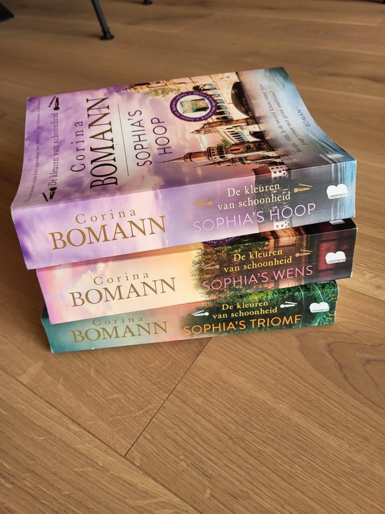 De kleuren van Schoonheid Corina Bomann, Boeken, Romans, Ophalen of Verzenden, Gelezen