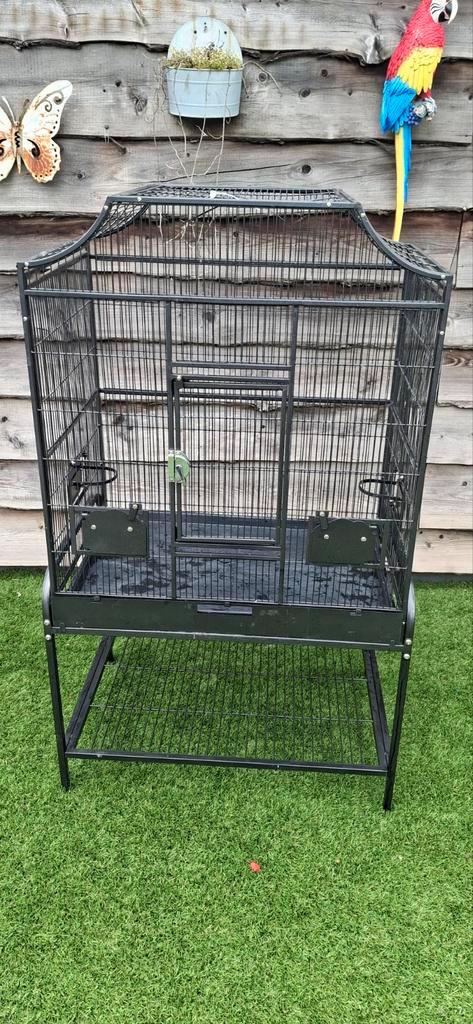 Zo goed als nieuwe vogelkooien, Dieren en Toebehoren, Vogels | Hokken en Kooien, Zo goed als nieuw, Vogelkooi, Metaal, Ophalen
