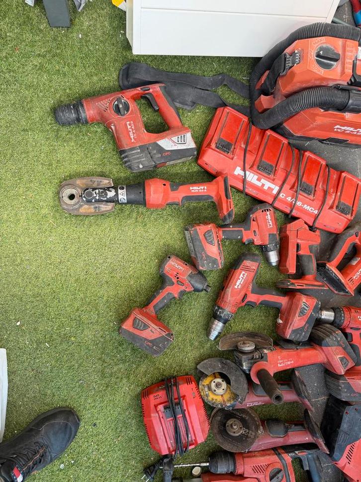 Hilti Gereedschap Set: Boormachines, Zagen, Perstang & Meer, Doe-het-zelf en Verbouw, Gereedschap | Boormachines, Gebruikt, Overige typen