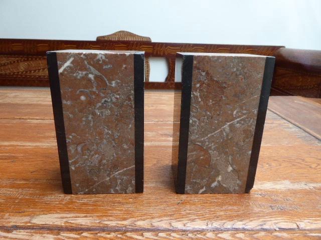 2 art deco marmeren sierstukken, boekensteunen., Antiek en Kunst, Antiek | Woonaccessoires, Ophalen of Verzenden