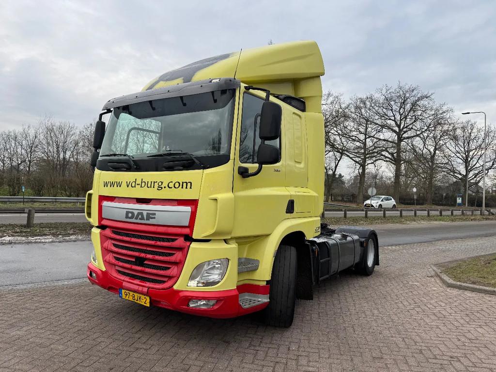DAF CF 330 Slaapcabine (bj 2017), Automaat, Achterwielaandrijving, Euro 6, Overige kleuren