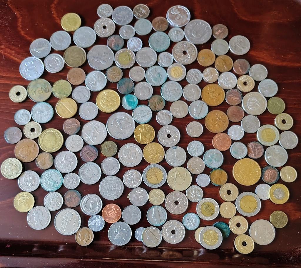 ruim 135 div munten verschillende landen, Ophalen of Verzenden, Overige landen