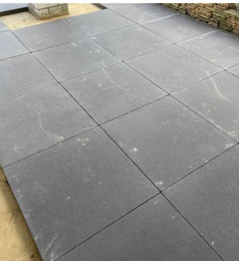 19m2 - 45 x betontegels 60x60 cm, 3 jaar oud, Ophalen, Gebruikt, 10 m² of meer, Beton