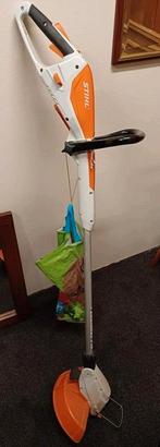 Stihl FSA 45 accu trimmer kantjesmaaier, Ophalen, Accu