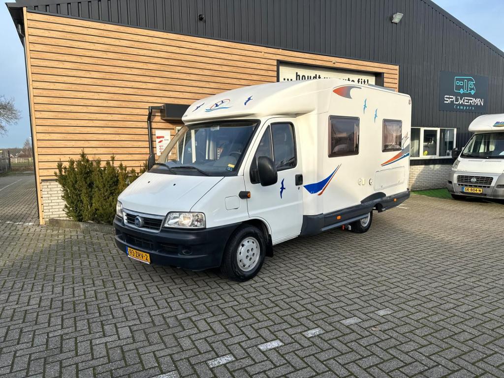 fiat half integraal / frans bed / weinig km/ compact, Ringverwarming, Fiat, Tot en met 2, Bedrijf