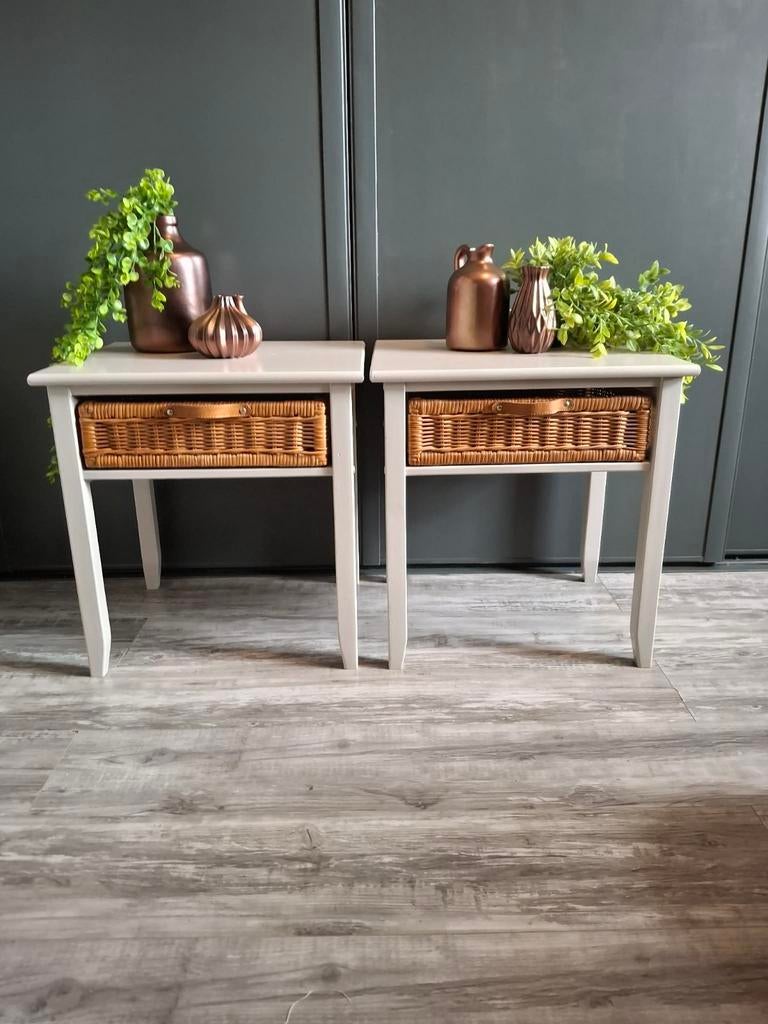 Nachtkastjes - kastjes - set, Huis en Inrichting, Ophalen, 55 tot 70 cm