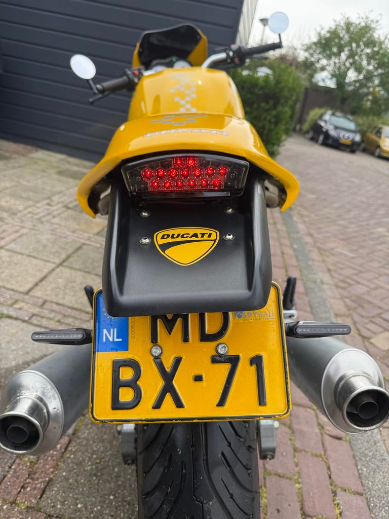 Ducati Monster 750 - Iconische Naked Bike, Motoren, Occasion, 749 cc, Particulier, Handgeschakeld