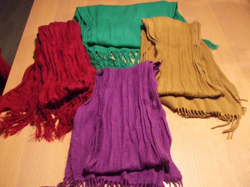 Te koop goede dassen., Kleding | Dames, Mutsen, Sjaals en Handschoenen, Ophalen of Verzenden, Zo goed als nieuw, Sjaal