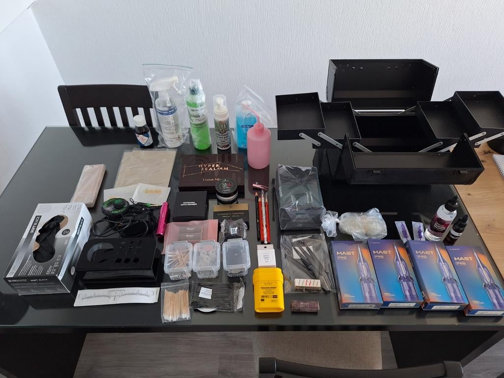 Compleet pakket voor pmu en/of tatoeëren, in nieuwstaat, Ophalen, Zo goed als nieuw