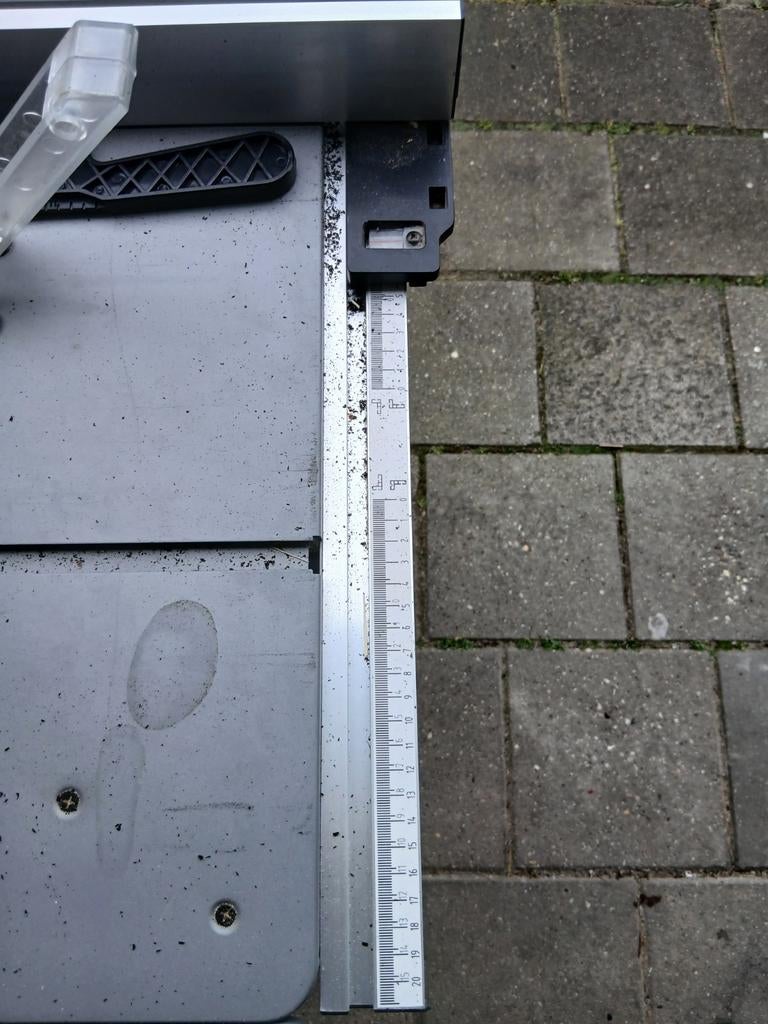 HBM Cirkelzaagtafel 250 MM met 2 zijtafels, Doe-het-zelf en Verbouw, Gereedschap | Zaagmachines, Ophalen of Verzenden