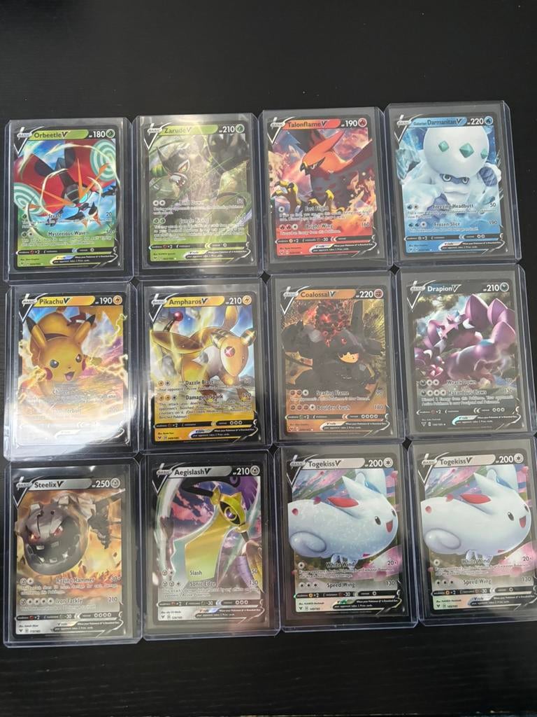 Pokémon Kaarten / 185 Vivid Voltage, Ophalen of Verzenden, Zo goed als nieuw