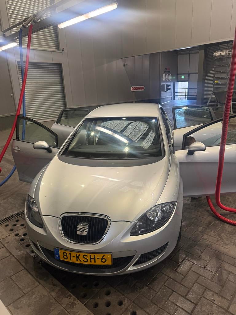 Seat Leon 1.4 MPI 63KW 2007 Grijs, Auto's, Seat, Voorwielaandrijving, 4 cilinders, Leon, 620 kg
