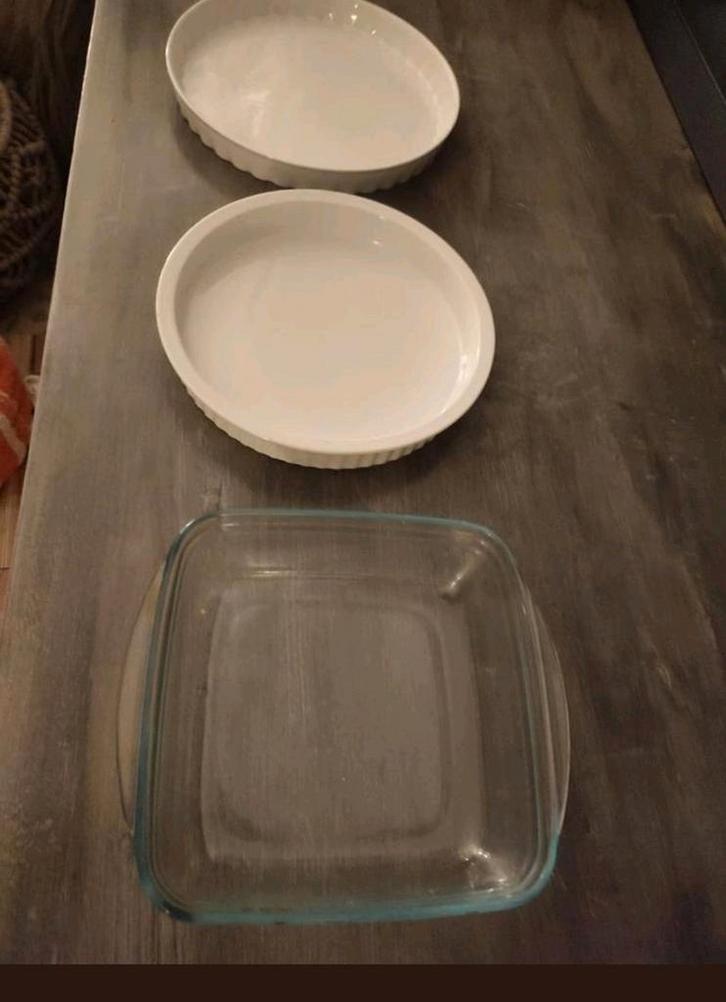 Oven schaal rond of vierkant, aardewerk of glas 22 - 29 cm, Huis en Inrichting, Keuken | Keukenbenodigdheden, Ophalen of Verzenden