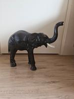 Gave antieke leren olifant in zeer goede staat  geen schade, Ophalen of Verzenden, Zo goed als nieuw, Beeldje of Figuurtje