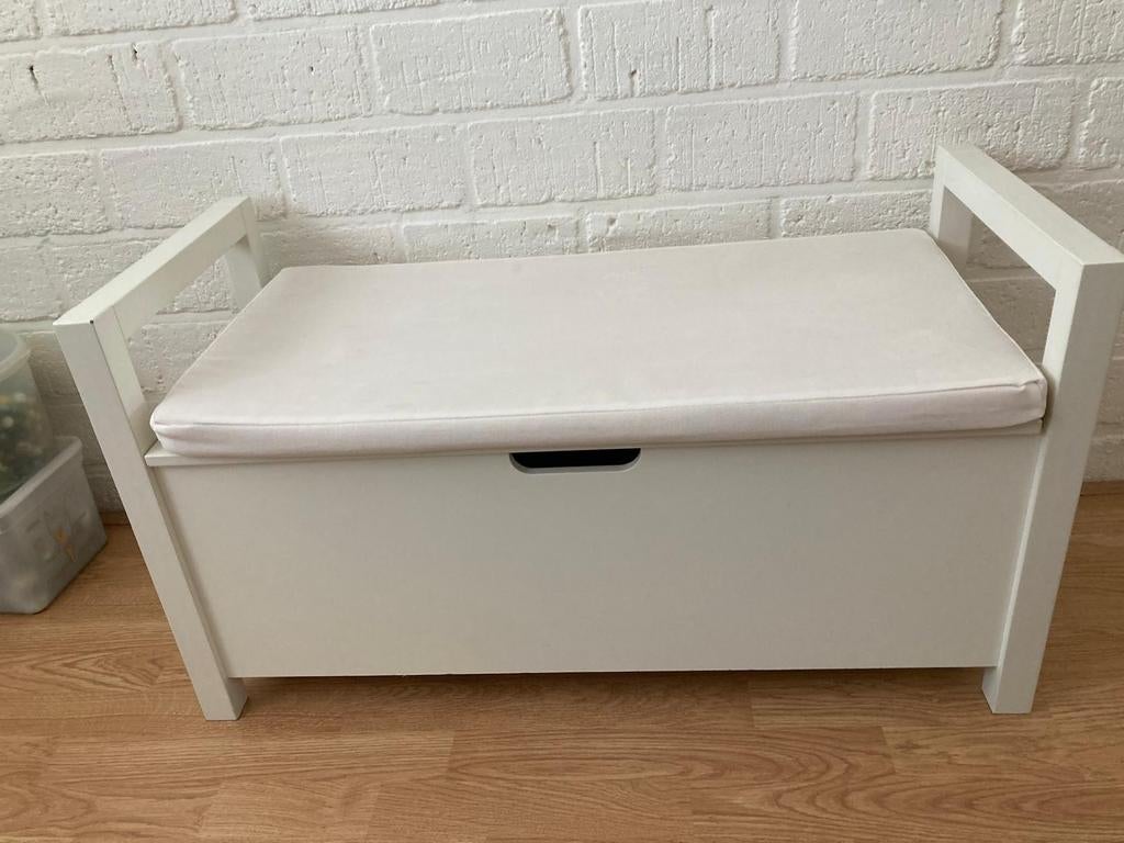 Witte speelgoedkist met zitkussen, Ophalen, Gebruikt, Jongen of Meisje