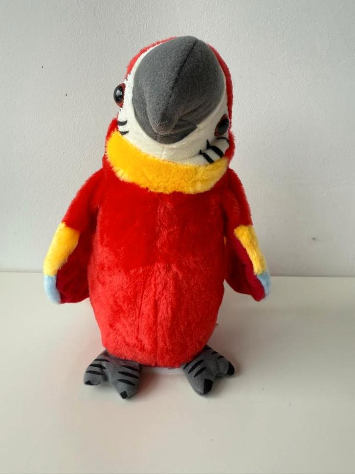 Knuffel papegaai Rode Ara die praat en napraat 30 cm, Kinderen en Baby's, Speelgoed | Knuffels en Pluche, Zo goed als nieuw, Overige typen