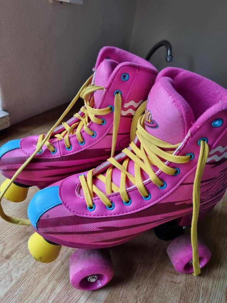 Hele nette rolschaatsen maat 36/37 Roces, Kinderen en Baby's, Ophalen, Zo goed als nieuw, Kinderen