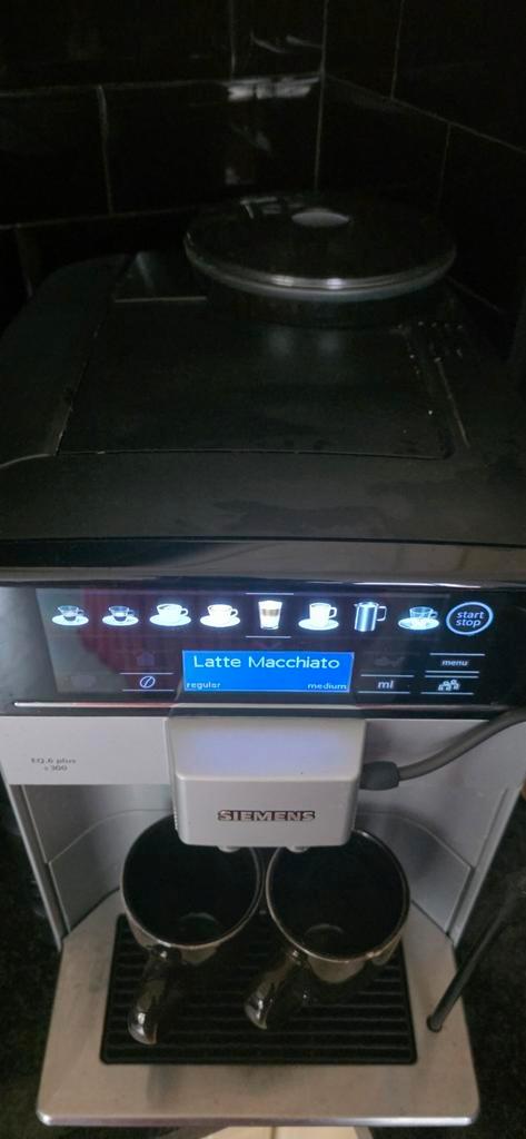 Siemens EQ.6 plus s300, Witgoed en Apparatuur, Koffiezetapparaten, Koffiemachine, Ophalen of Verzenden