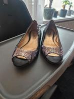 Prada, Ophalen, Zo goed als nieuw, Zwart, Sneakers of Gympen