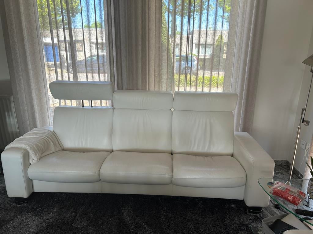 Stressless bankstel 2 zitter en 3 zitter echt witleer, Huis en Inrichting, Banken | Bankstellen, Ophalen, Gebruikt, Overige maten