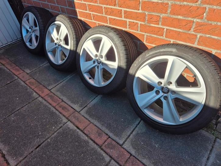 Seat Leon FR velgen 17 inch Ronal 5x112 zomerbanden, Auto-onderdelen, Banden en Velgen, Banden en Velgen, Zomerbanden, 17 inch