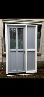 Kunststof voordeur kozijn met afgehangen deur, Doe-het-zelf en Verbouw, Ophalen, Kunststof, Nieuw, Buitendeur