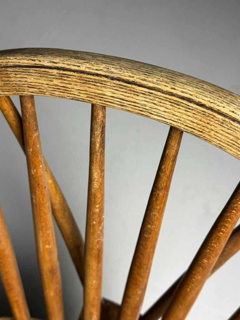 Set van 2 windsor stoelen, Huis en Inrichting, Stoelen, Ophalen, Zo goed als nieuw, Bruin, Vijf, Zes of meer stoelen