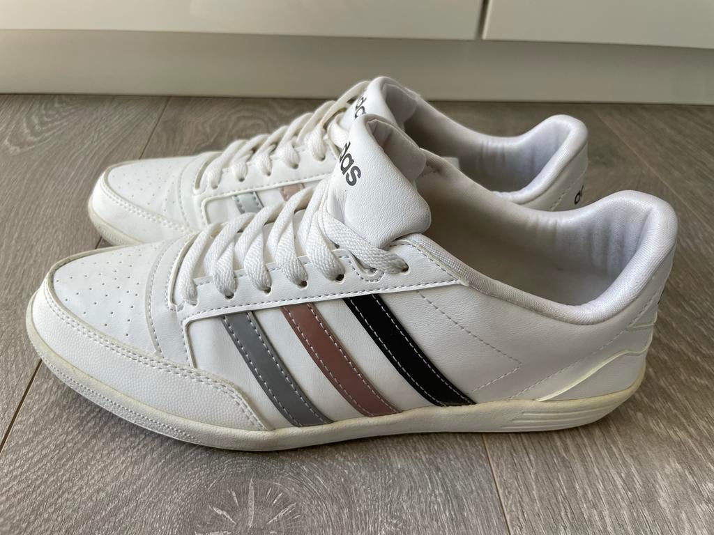 Adidas dames sneakers - Maat 40, Ophalen of Verzenden, Zo goed als nieuw, Wit, Sneakers of Gympen