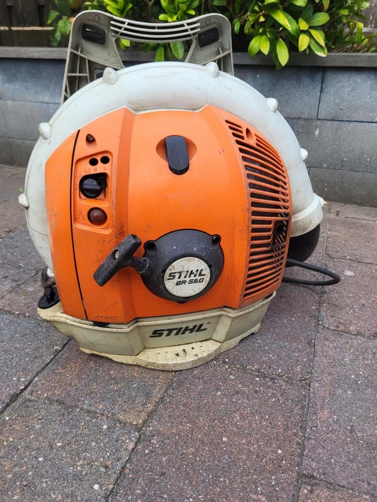 Stihl BR550 BR 550 benzine bladblazer blad blazer, Tuin en Terras, Bladblazers, Ophalen, Gebruikt, Ruggedragen, Stihl
