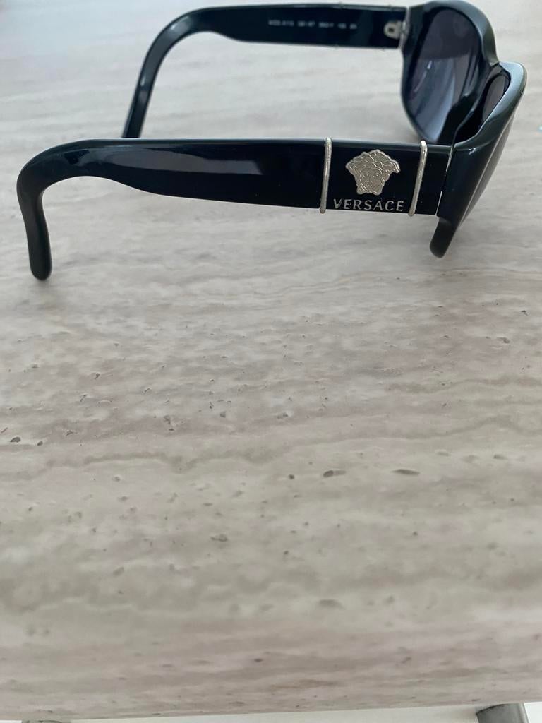 Versace bril, Sieraden, Tassen en Uiterlijk, Zonnebrillen en Brillen | Dames, Zwart, Gianni Versace, Ophalen of Verzenden, Zo goed als nieuw