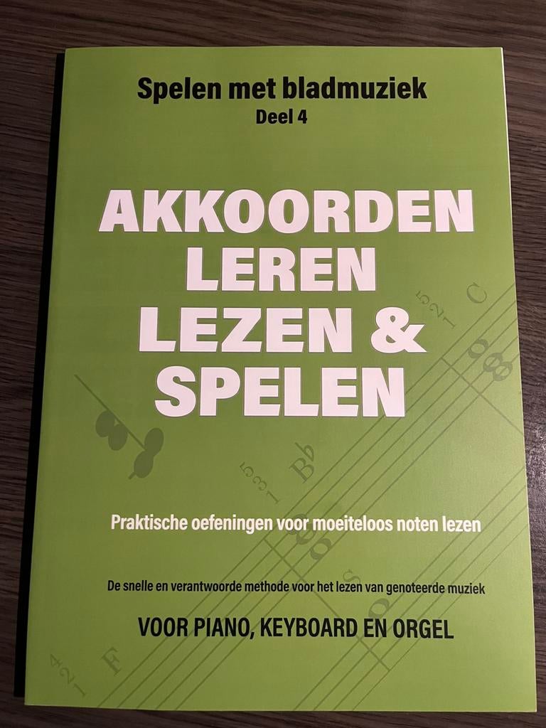 Te koop spelen met bladmuziek deel 4, Ophalen of Verzenden, Zo goed als nieuw, Les of Cursus, Keyboard