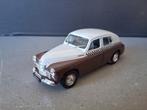 GAZ M20 Pobeda Taxi Modelauto - Bruin/Wit, Ophalen of Verzenden
