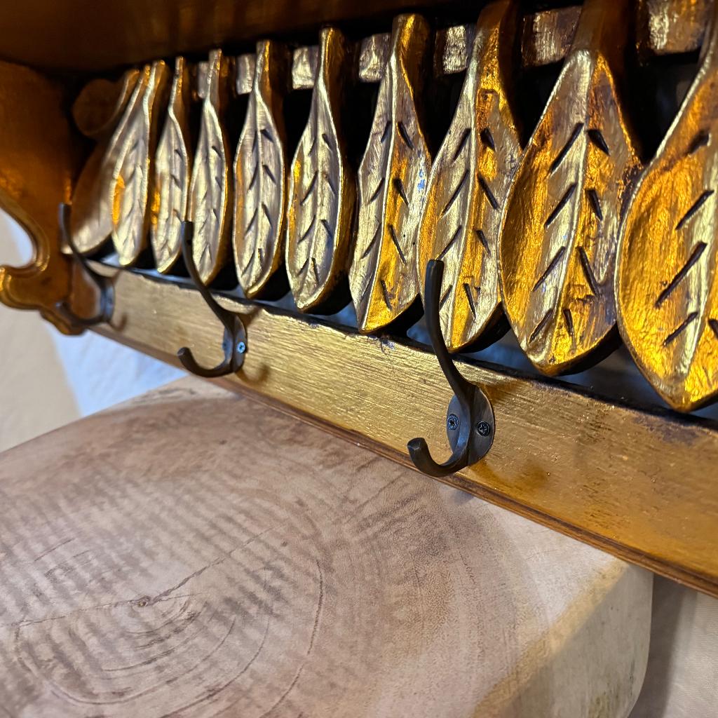 Brocante houten kapstok  - 75 cm – goud - bij TTM Wonen, Huis en Inrichting, Woonaccessoires | Kapstokken, Wandkapstok, TTM Wonen, Meubels – (Perzische) Tapijten en Woonaccessoires