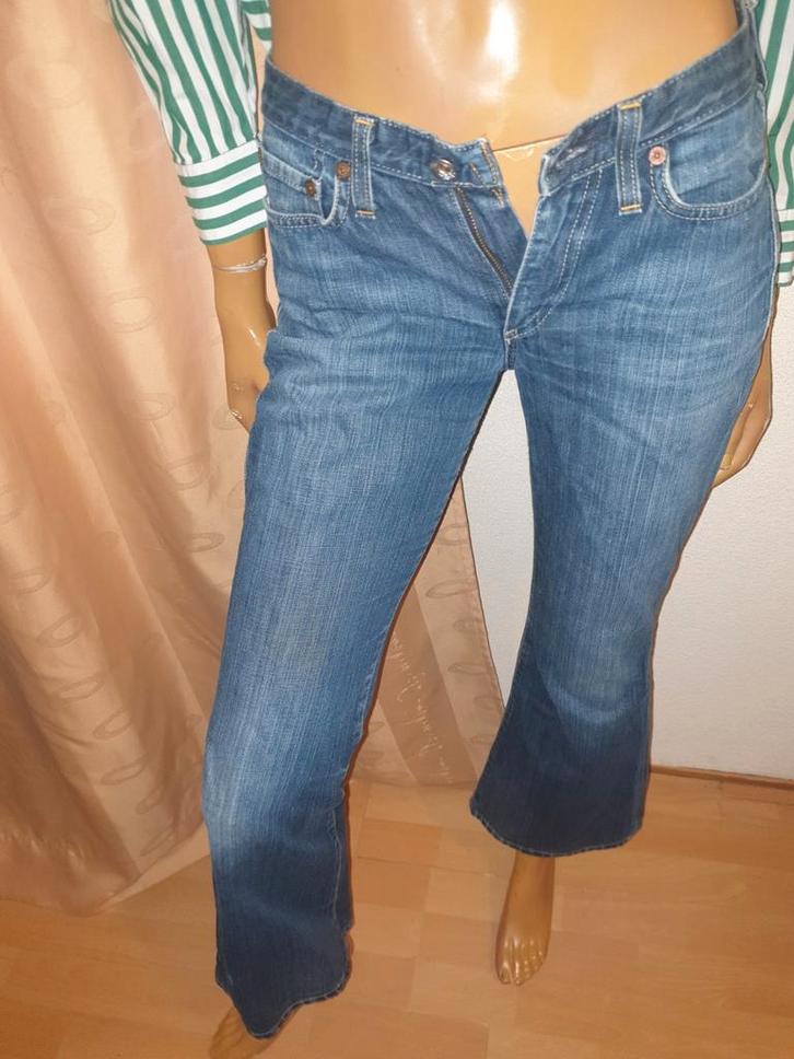 G-Star spijkerbroek low hip flare size 27 L30 blauw, Kleding | Dames, Spijkerbroeken en Jeans, Zo goed als nieuw, W27 (confectie 34) of kleiner