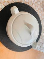 Te koop soepterrine /soep pot van wit porselein,in goede st., Ophalen of Verzenden, Porselein, Overige stijlen, Overige typen