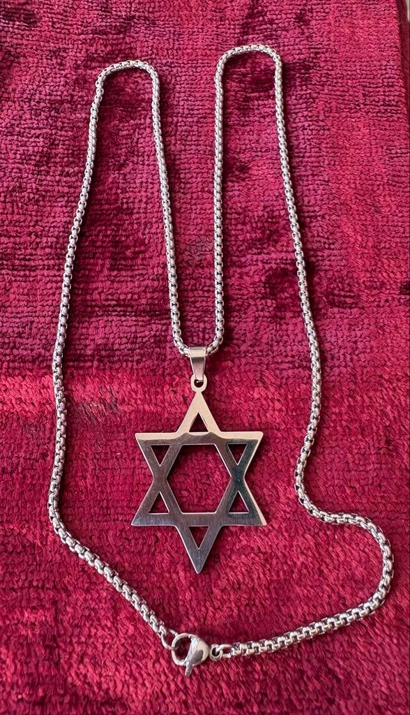 Zilverkleurige ketting met Davidster hanger, Ophalen of Verzenden, Zo goed als nieuw, Zilver, Overige materialen
