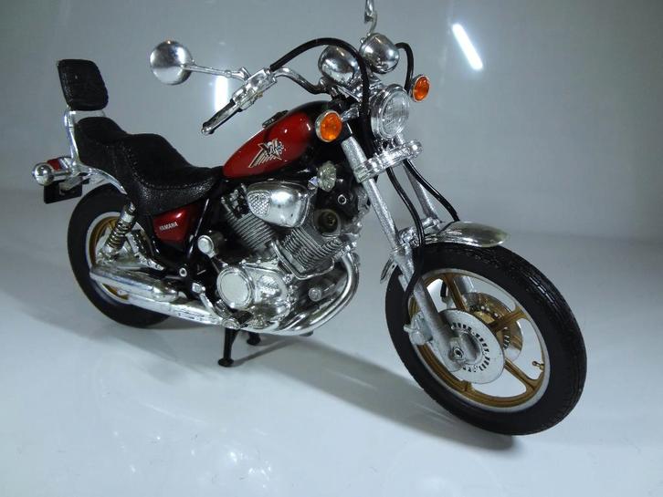 Yamaha XV 1200 Virago.Groot model schaal 1:12.Geen bouwdoos, Hobby en Vrije tijd, Modelbouw | Auto's en Voertuigen, Zo goed als nieuw