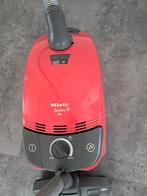 Miele cat and dog 300/1600 watt, Witgoed en Apparatuur, Stofzuigers, Ophalen of Verzenden, 1200 tot 1600 watt