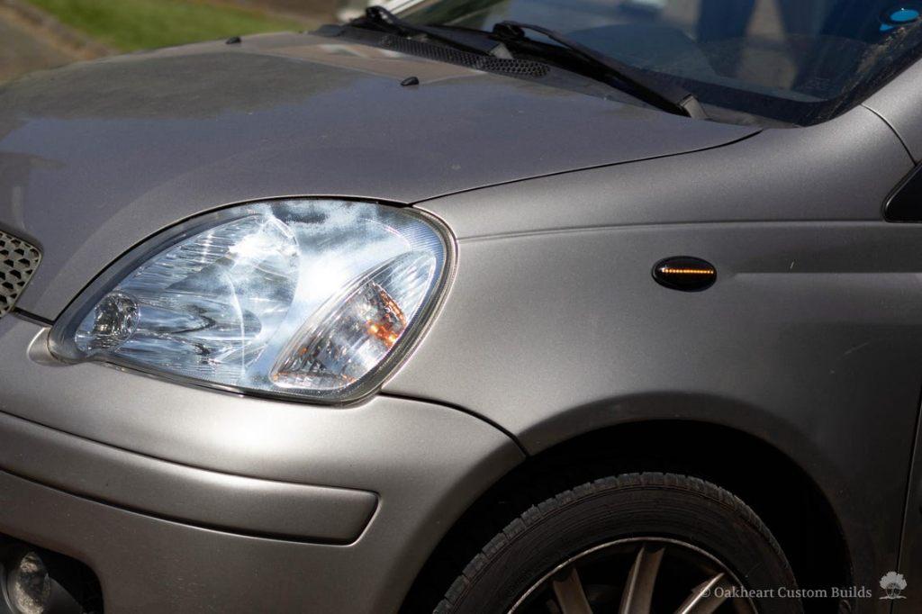 Custom adapterset + LED knipperlichten voor Toyota Yaris MK1, Verzenden, Nieuw, Toyota