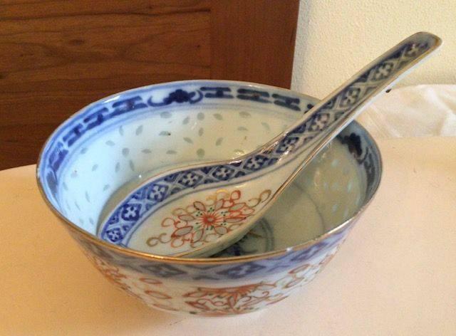 Chinees porselein, 2 kommen, diverse lepels, Gebruikt, Ophalen of Verzenden, Kom(men), Overige stijlen