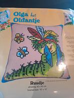 Nieuw Compleet kussen borduurpakket van Olga het Olifantje, Ophalen of Verzenden, Nieuw, Handborduren, Borduurpakket