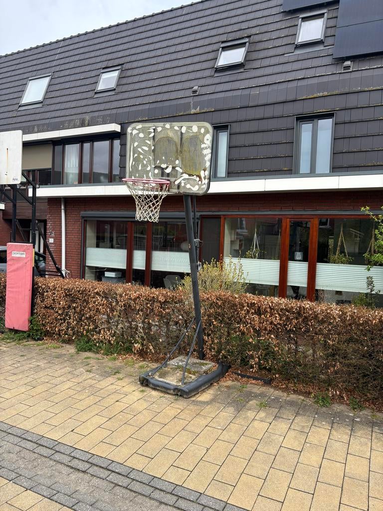 Verstelbare basketbalpaal - Gratis af te halen, Sport en Fitness, Basketbal, Ophalen, Gebruikt, Ring, Bord of Paal
