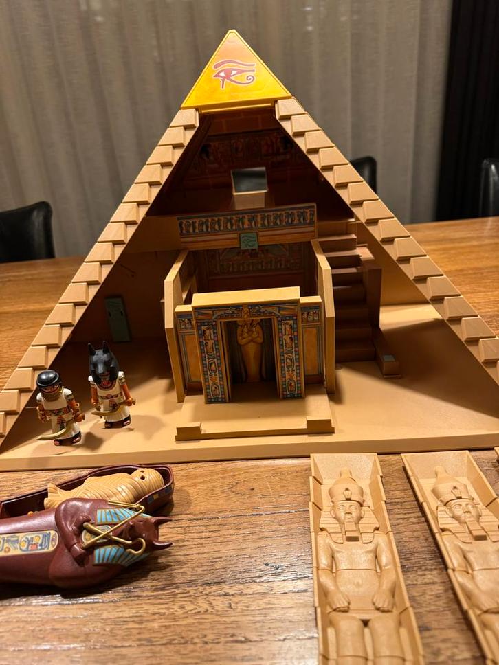 Playmobil Piramide met figuren figuren en accessoires, Kinderen en Baby's, Speelgoed | Playmobil, Gebruikt, Complete set, Ophalen of Verzenden