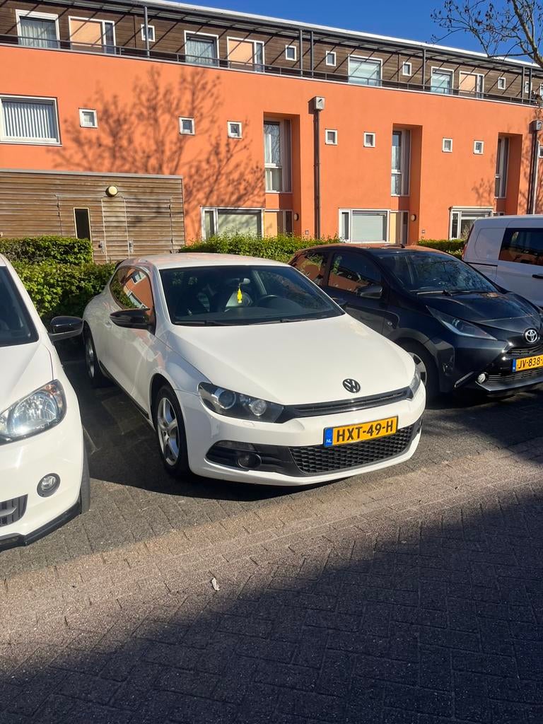 Volkswagen Scirocco 2.0 TSI DSG 2008 Wit, 4 cilinders, 1984 cc, 4 stoelen, Wit