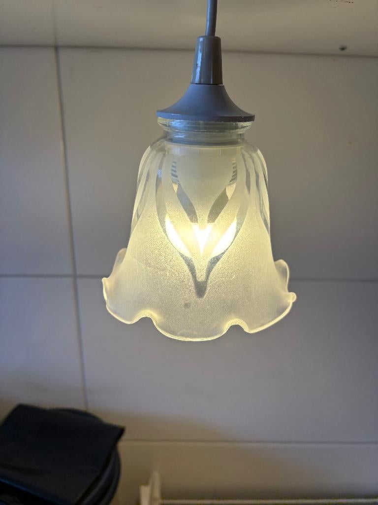 Prachtig Hanglampje met rokkapje Gebruiksklaar Geslepen Glas, Ophalen of Verzenden