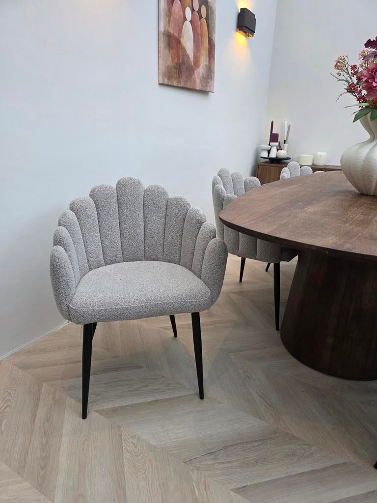 6x eetkamerstoelen boucle beige Flower, Ophalen, Zo goed als nieuw, Stof, Vijf, Zes of meer stoelen