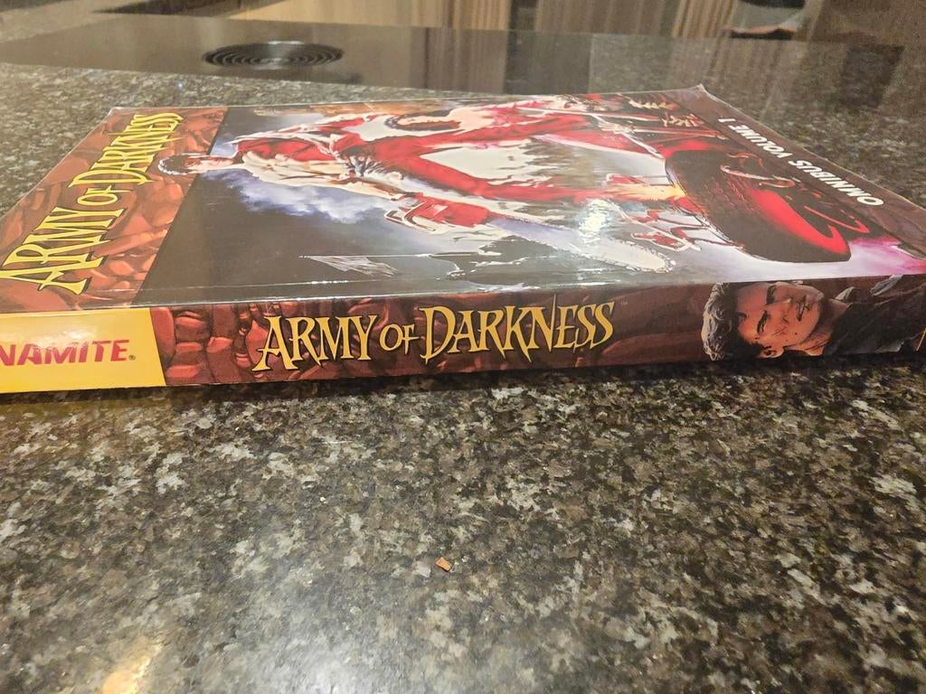 Army of Darkness Omnibus Volume 1 - Zo goed als nieuw, Amerika, Complete serie of reeks, Diverse auteurs, Ophalen of Verzenden