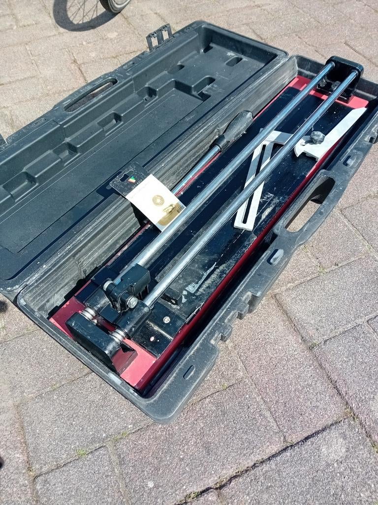 Tegel snijder groot, Ophalen, 60 cm of meer, 10 m² of meer, Vloertegels