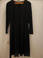 TRVL dress zwarte jurk travelstof 42, Zwart, Maat 42/44 (L), Ophalen of Verzenden, Zo goed als nieuw